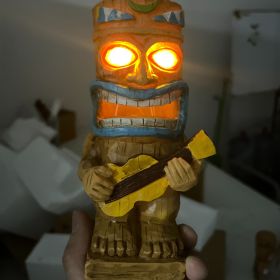 1pc, Drum Tiki Figurine Solar Light For Outdoor Decor, Drum Tiki Solar Powered Flickering LED Garden Light Backyard Bongo Tiki Halloween Decorati (Model: Ukulele Tiki C)